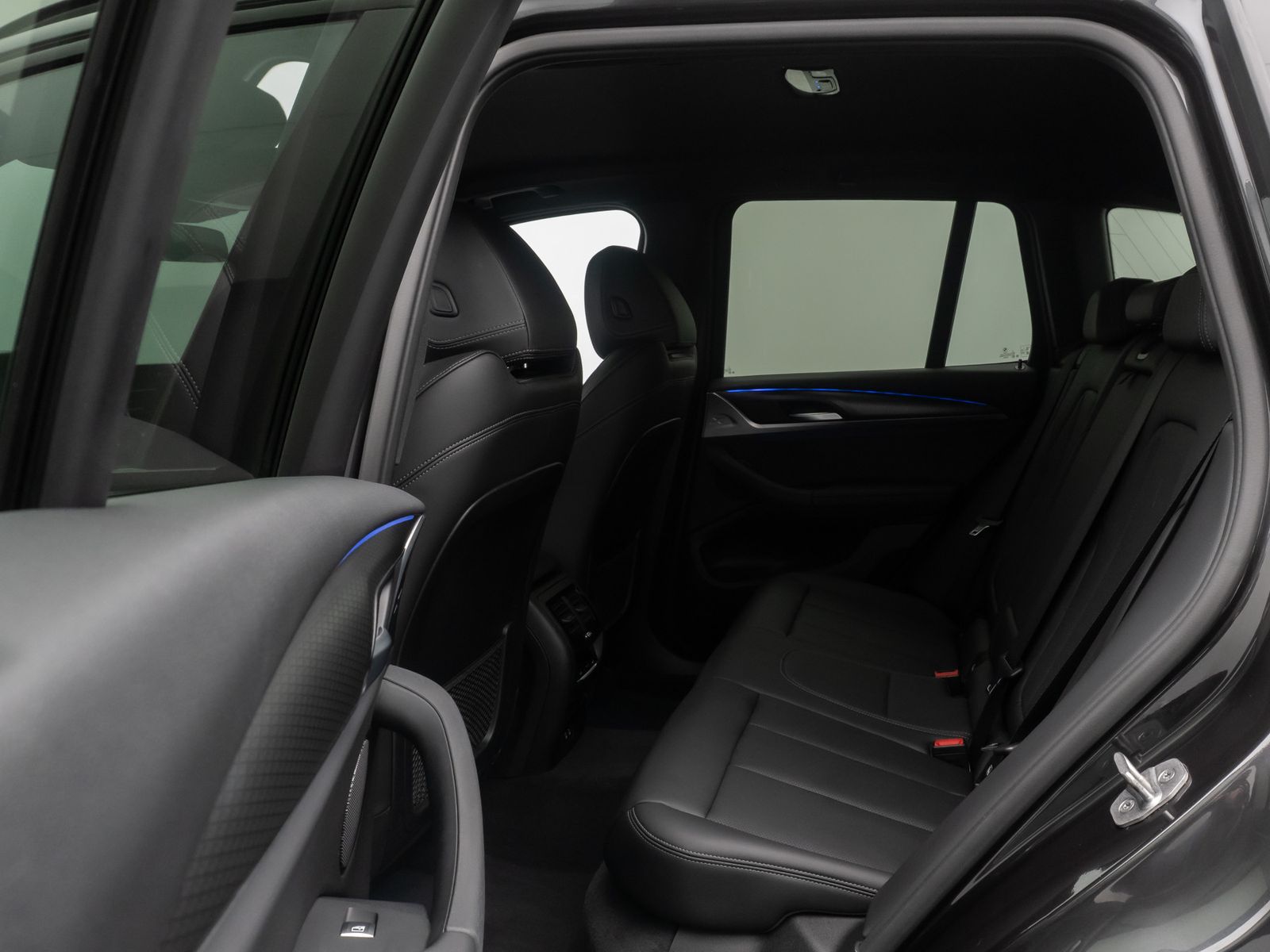 Fahrzeugabbildung BMW X3 xD30d M Sport 360° DAB AHK Lenkradheizung 19"