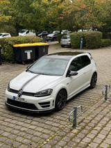 Volkswagen Golf 2.0 TSI DSG 4MOTION BMT R R - Volkswagen Golf in München