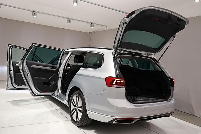 Passat Variant GTE 1.4 TSI DSG ACC TravelAssist 