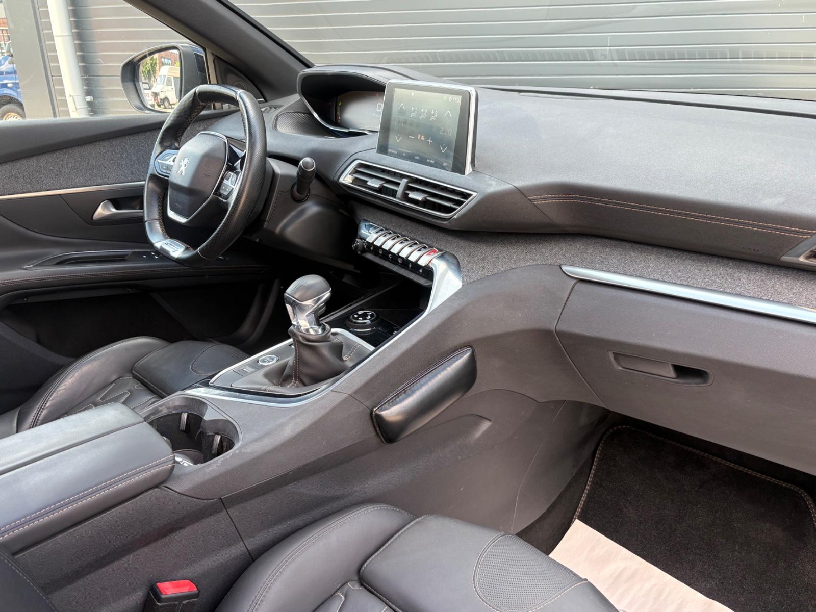 Peugeot 3008 2.0 GT-LINE/360* KAM/SHZ/NAVI/PANO/TÜV NEU