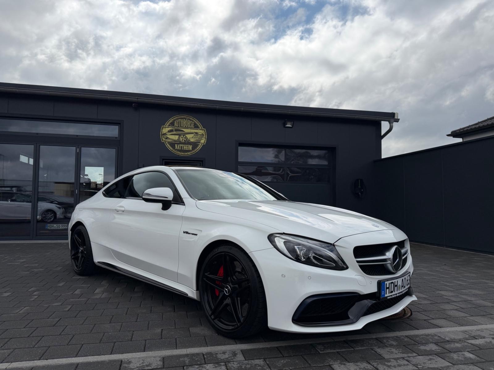 Mercedes-Benz C 63 S AMG Coupe*Unfallfrei*AMG perfomance*