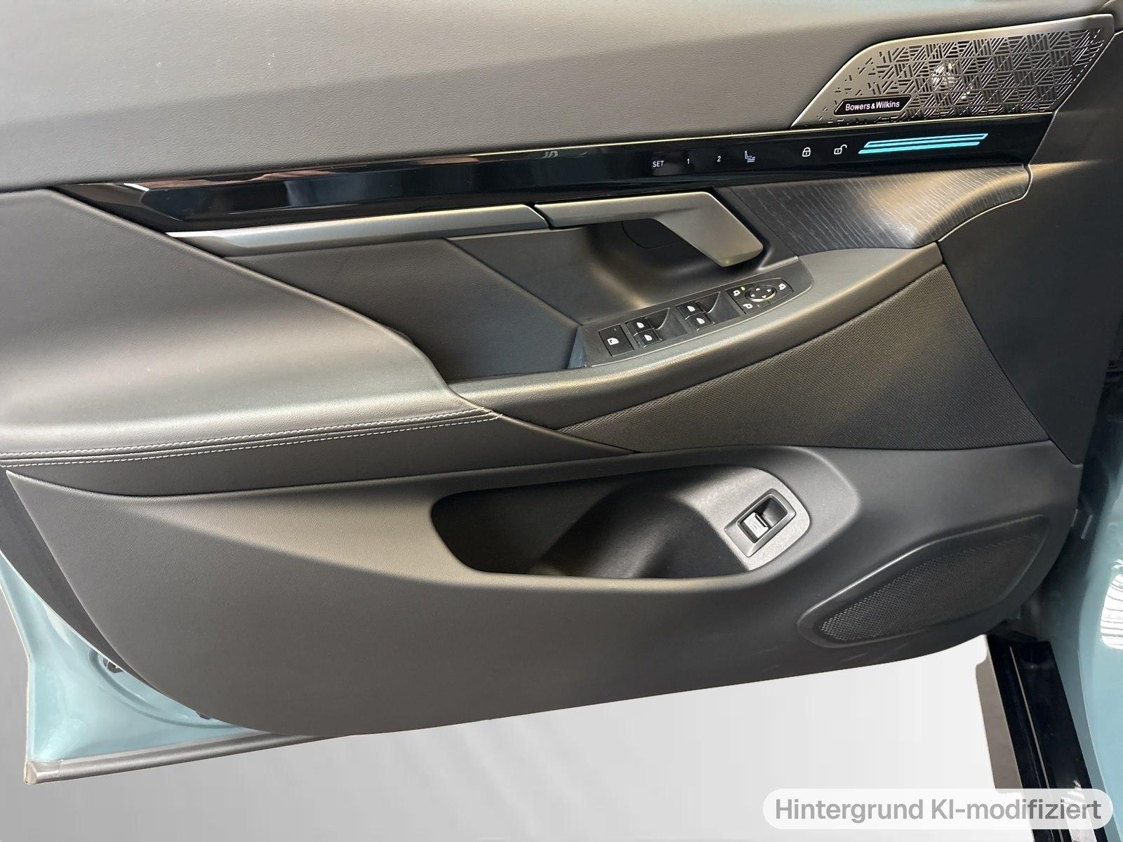 BMW 530e xDrive Touring M Sport Pro|Pano|21"LMR|B&W