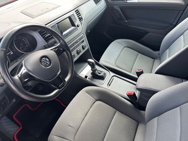 Fahrzeugabbildung Volkswagen Golf Sportsvan VII+NaviZB+Klima+Allwetter LM+