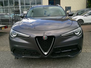 Alfa Romeo Stelvio Lusso Ti Q4