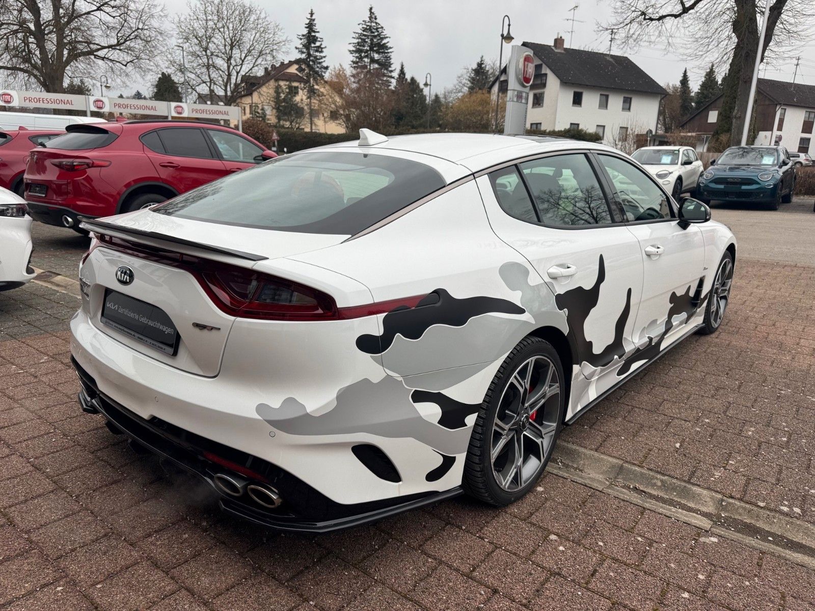 Fahrzeugabbildung Kia Stinger 3.3 T-GDI GT BASTUCK, UMBAU, VOLL!