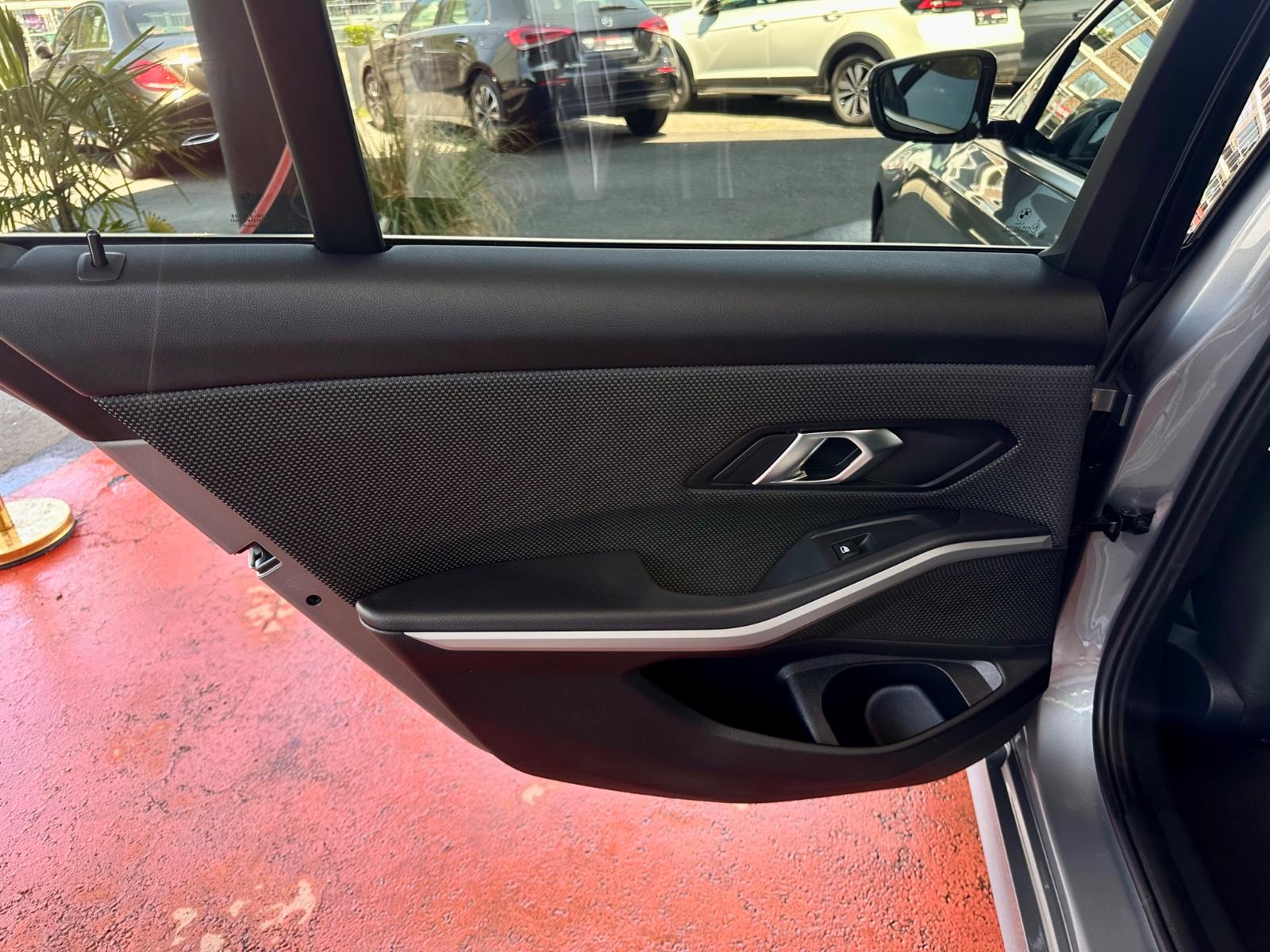 BMW 318 Connected Pro Automatik Kamera 1. Hand, миниатюра 30