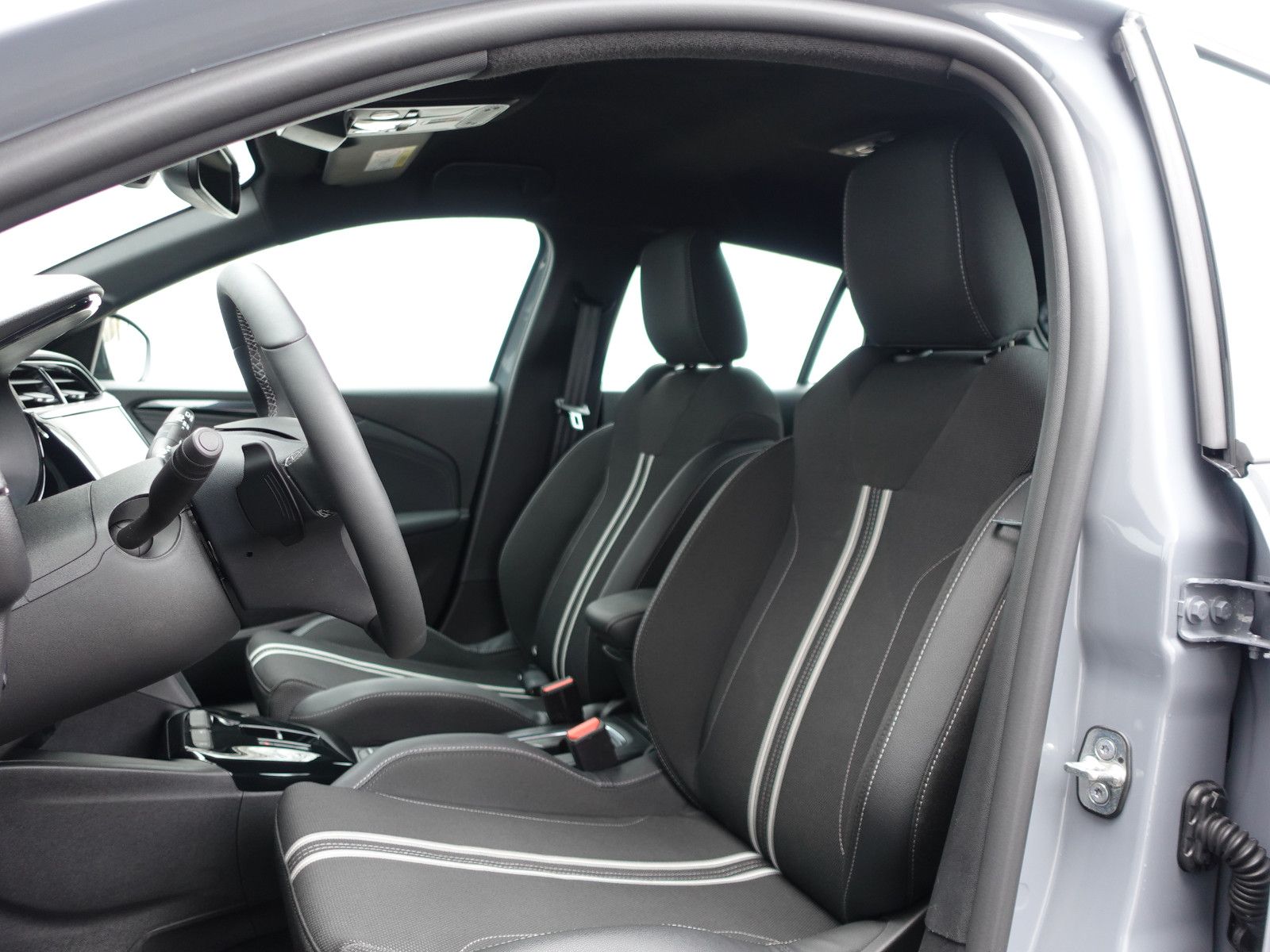 Fahrzeugabbildung Opel Corsa 1.2Turbo GS Automatik - SHZ,PDC,Allwetter