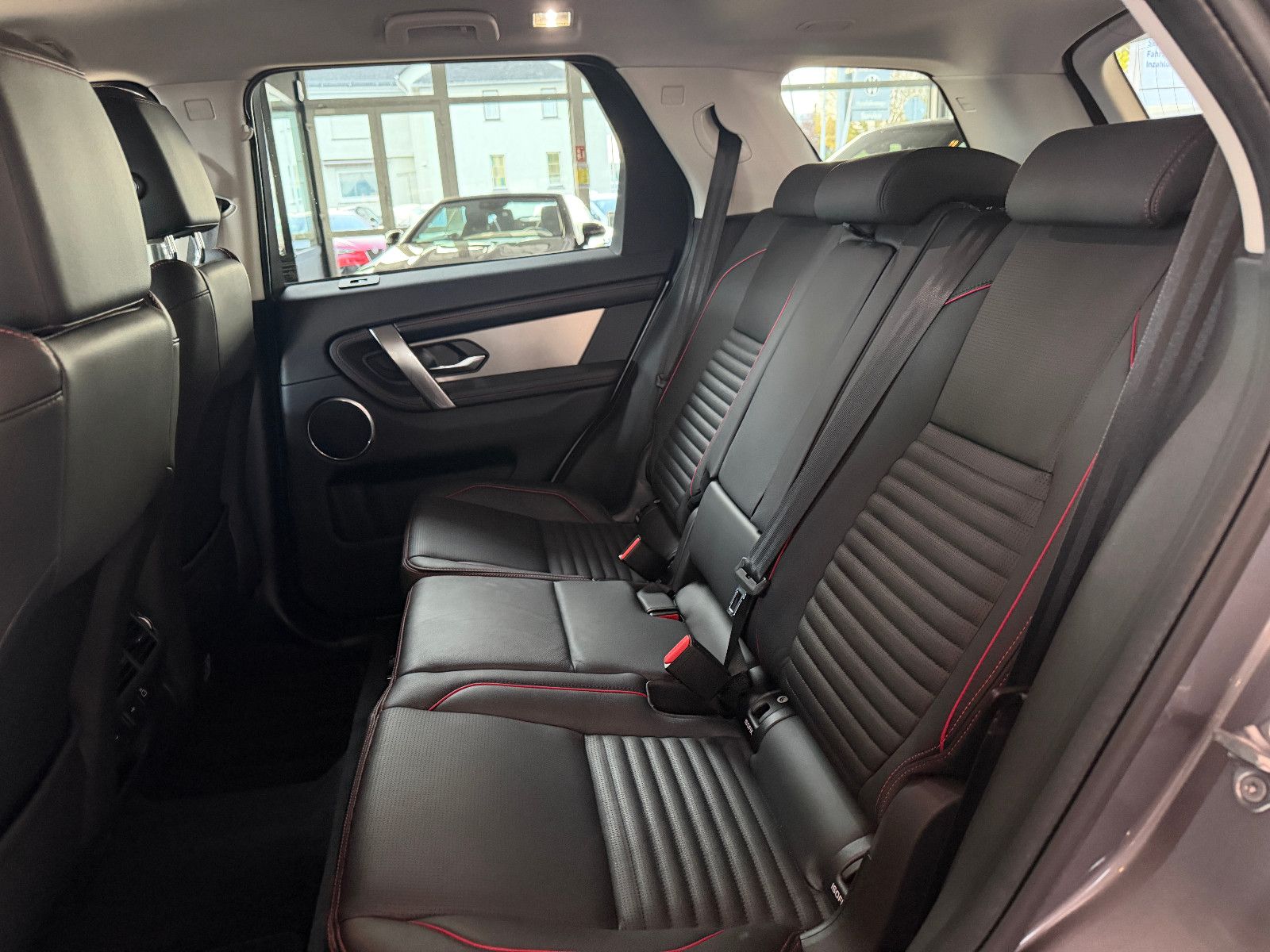 Fahrzeugabbildung Land Rover Discovery Sport R-Dynamic S AWD/LEDER/KAMERA/ACC