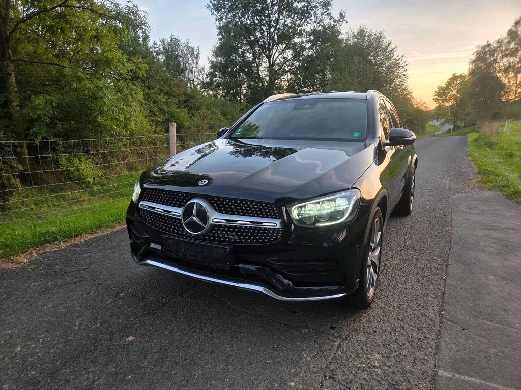 Image of Mercedes-Benz GLC 220