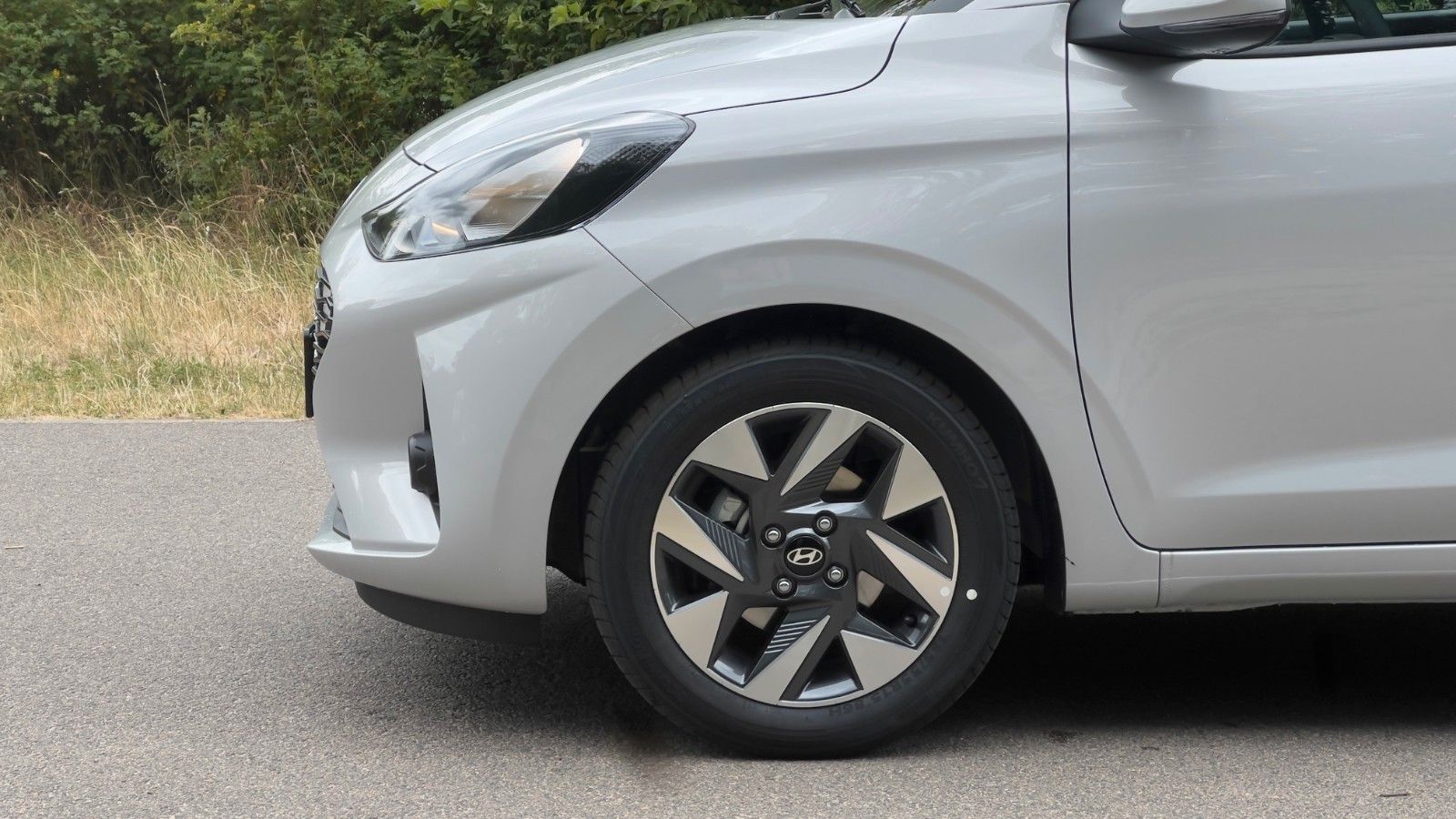 Fahrzeugabbildung Hyundai i10 Trend 1.0 AMT *Navi*RFKamera*PDC*Klima*