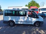 Ford Transit 2.2 TDCi FT 280K, 7-Sitzer, Tempomat - Ford Transit aus 2011: Van