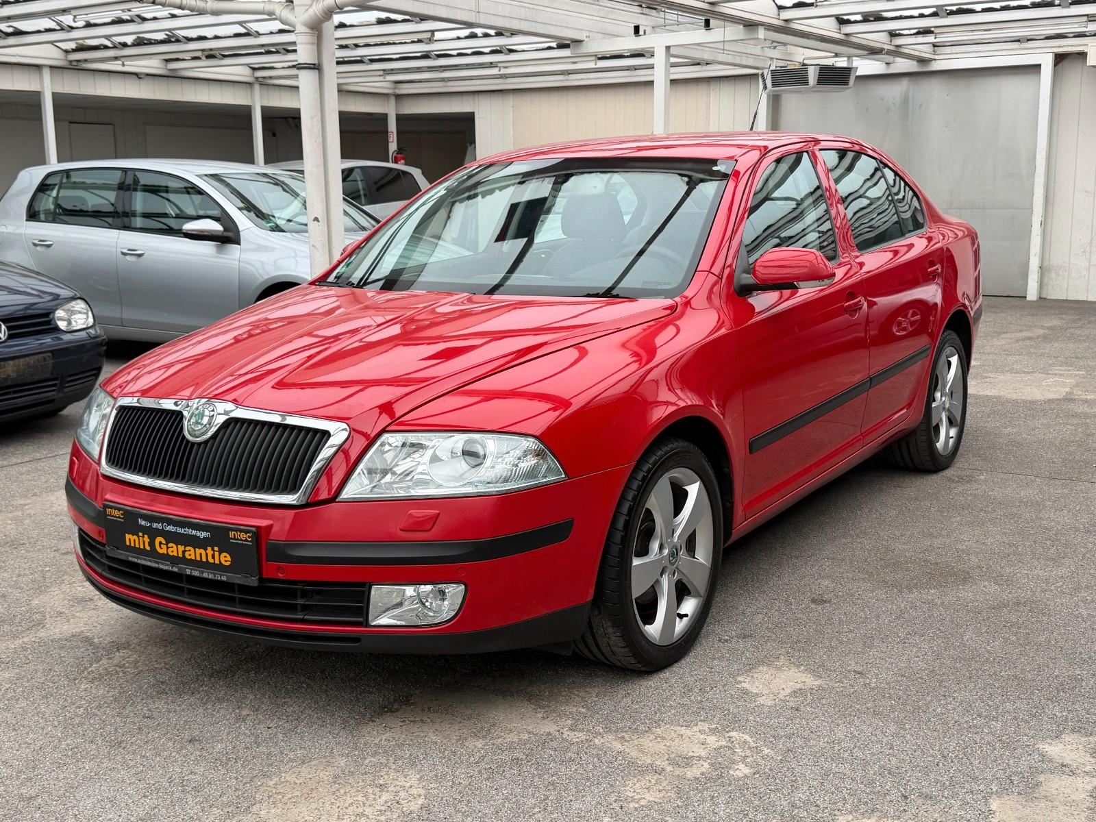Skoda Octavia Lim. 1.6 Autom. Xenon 1. Hand