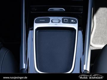 2025 Mercedes-BENZ EQB — миниатюра 14