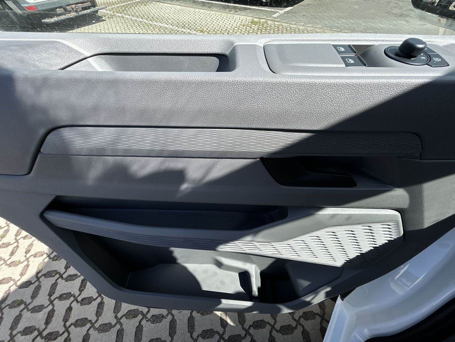 Volkswagen T7 Transporter - Bild 22