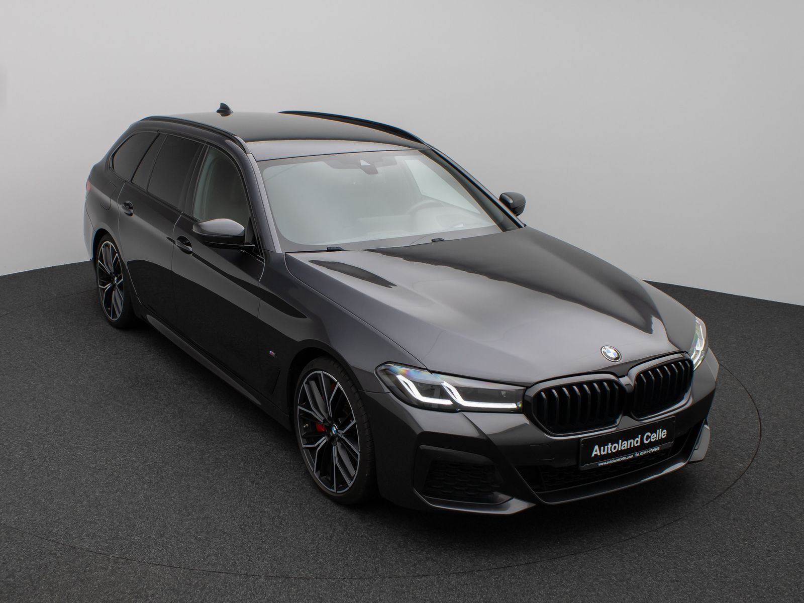 Fahrzeugabbildung BMW 540d xD M Sport Pro Kamera HUD DAB H/K AHK Alarm