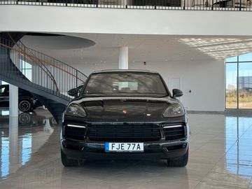 Porsche Cayenne - 3