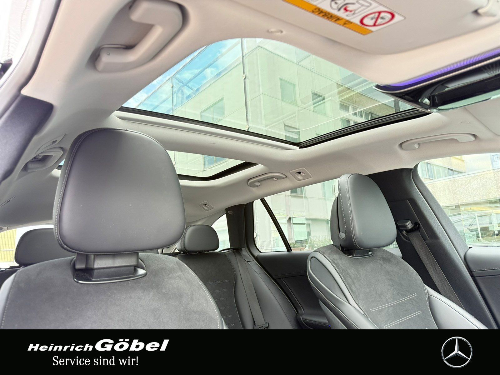 Fahrzeugabbildung Mercedes-Benz C 180 T AMG*PANORAMA*NIGHTPAKET*LED*KAMERA*