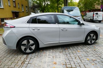 Fahrzeugabbildung Hyundai IONIQ Ioniq Style Hybrid #'Full-LED #Navi #SDach