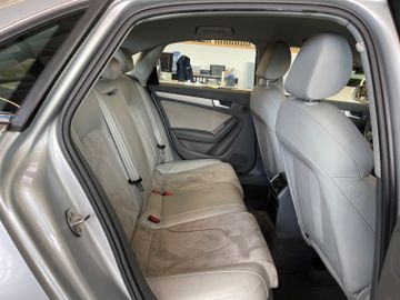 Audi A4 Lim. Ambiente *Xenon*Navi*Standheizung*