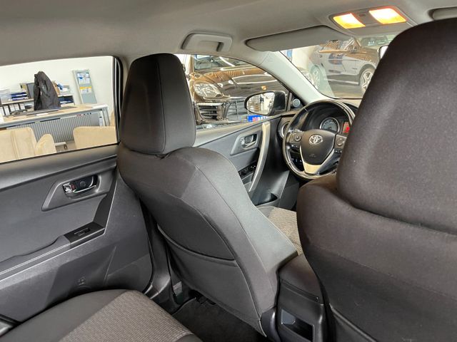 Toyota Auris Life+ Lim. 1.6 Edition *AHK*KAMERA*KLIMAA.