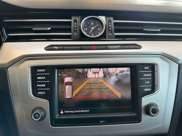 MYAUTOCENTER – Gebraucht- und Jahreswagen mit Werkstattservice in Pfaffenhofen Volkswagen Passat Variant Comfortline *4Motion*Kamera*AHK*