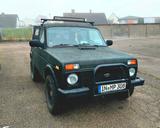 Lada niva TÜV neu  Baujahr 2011 - Lada aus 2011