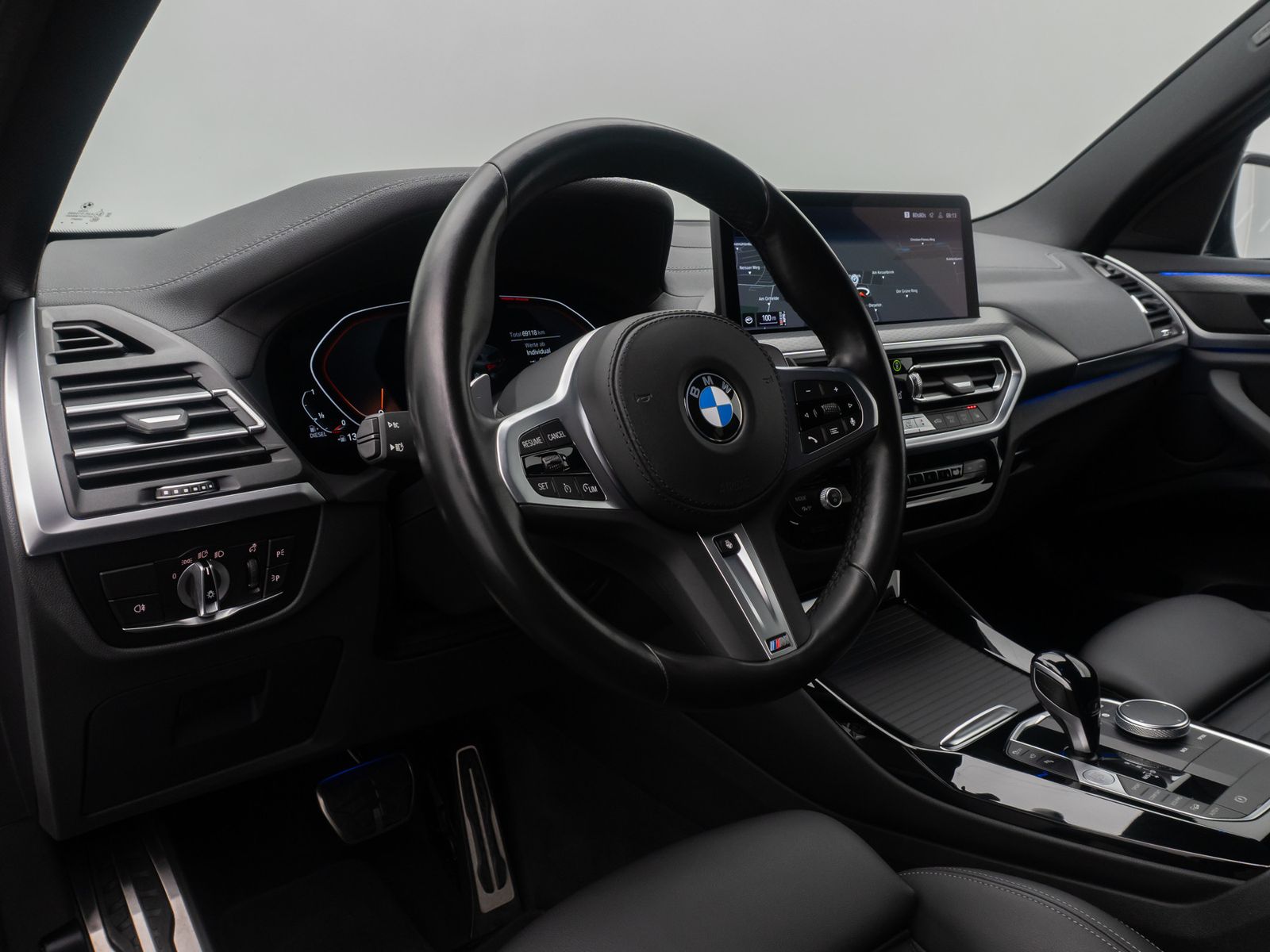 Fahrzeugabbildung BMW X3 xD30d M Sport 360°Laser Standheizung HiFi DAB