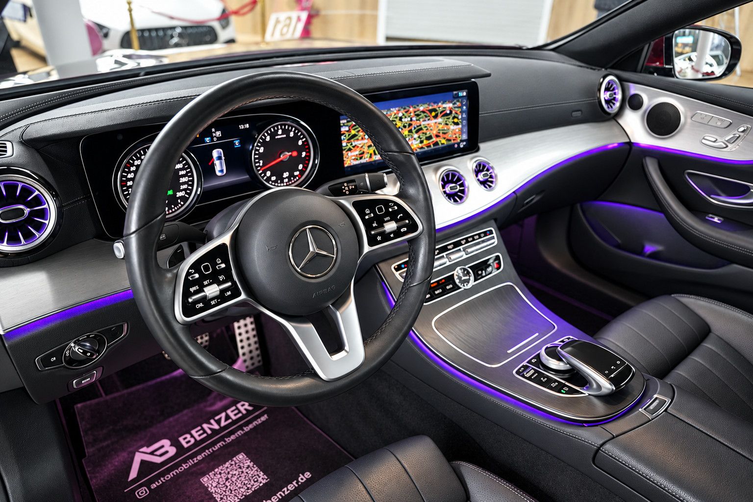 Fahrzeugabbildung Mercedes-Benz E E 300 Coupe *AMG-Line*Ambiente*360°KAM*Memory