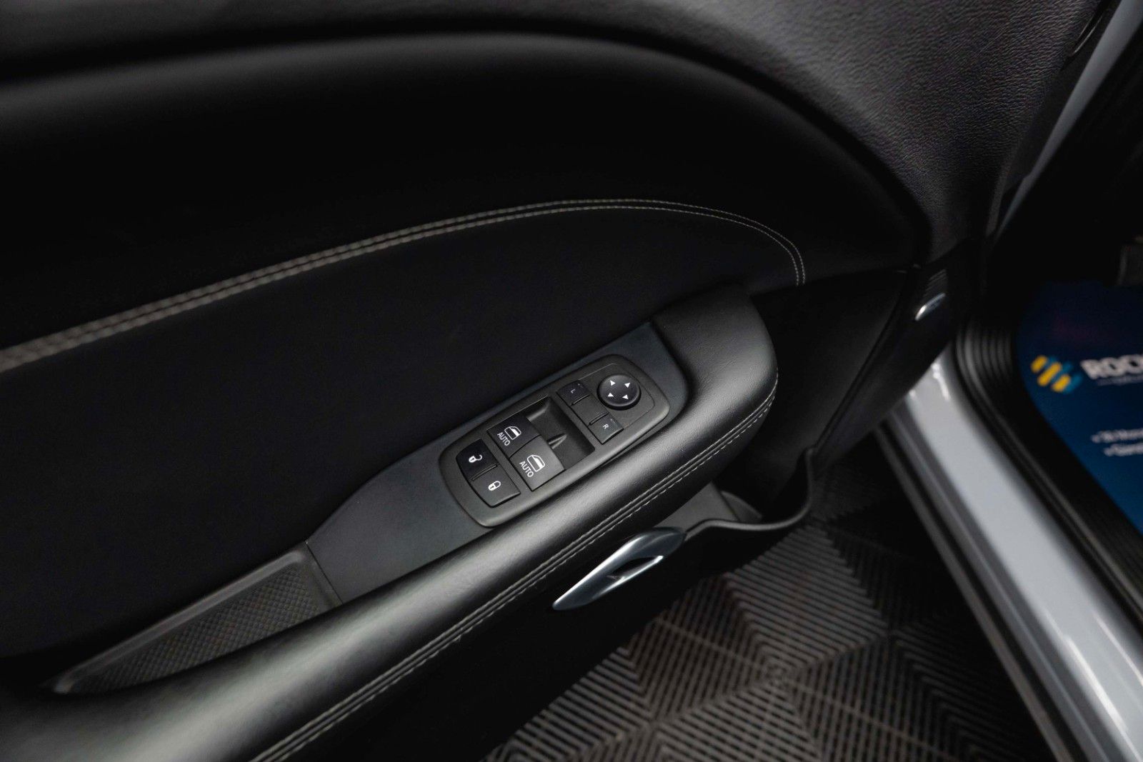 Fahrzeugabbildung Dodge Challenger 5.7 V8 R/T SRT Performance 6-Gang 19%
