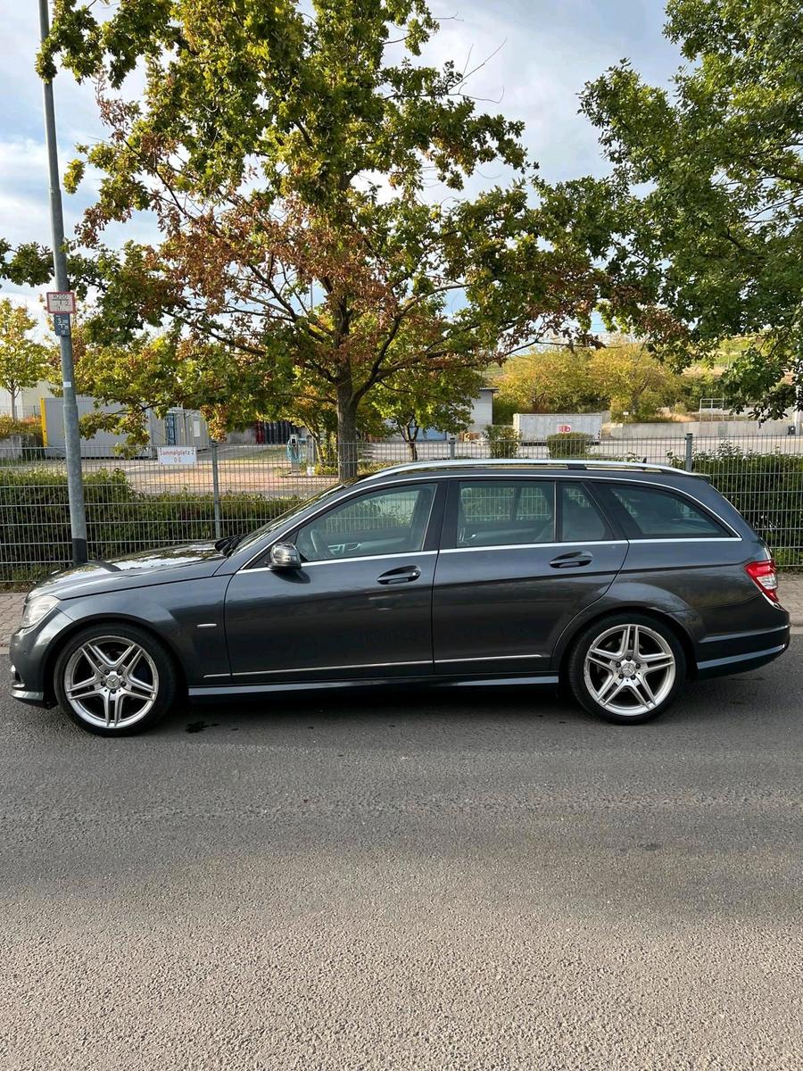 Mercedes-Benz C230 2009 — engine 204 HP (150kW)