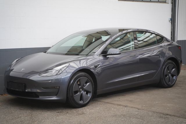 Tesla Model 3 Long Range RWD  *Matrix-LED*