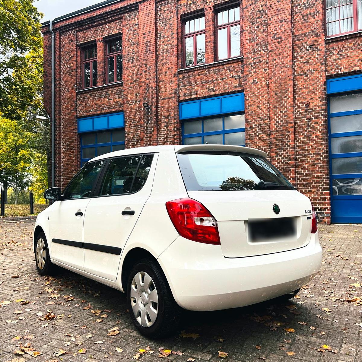 Skoda Fabia 2012 — photo 5