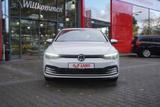Volkswagen Golf VIII 1.5 16V TSI Life - Volkswagen Golf mit Benzin-Antrieb