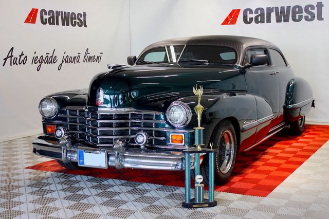 Cadillac Series 62 Custom Coupe, Leather,Full Restoration