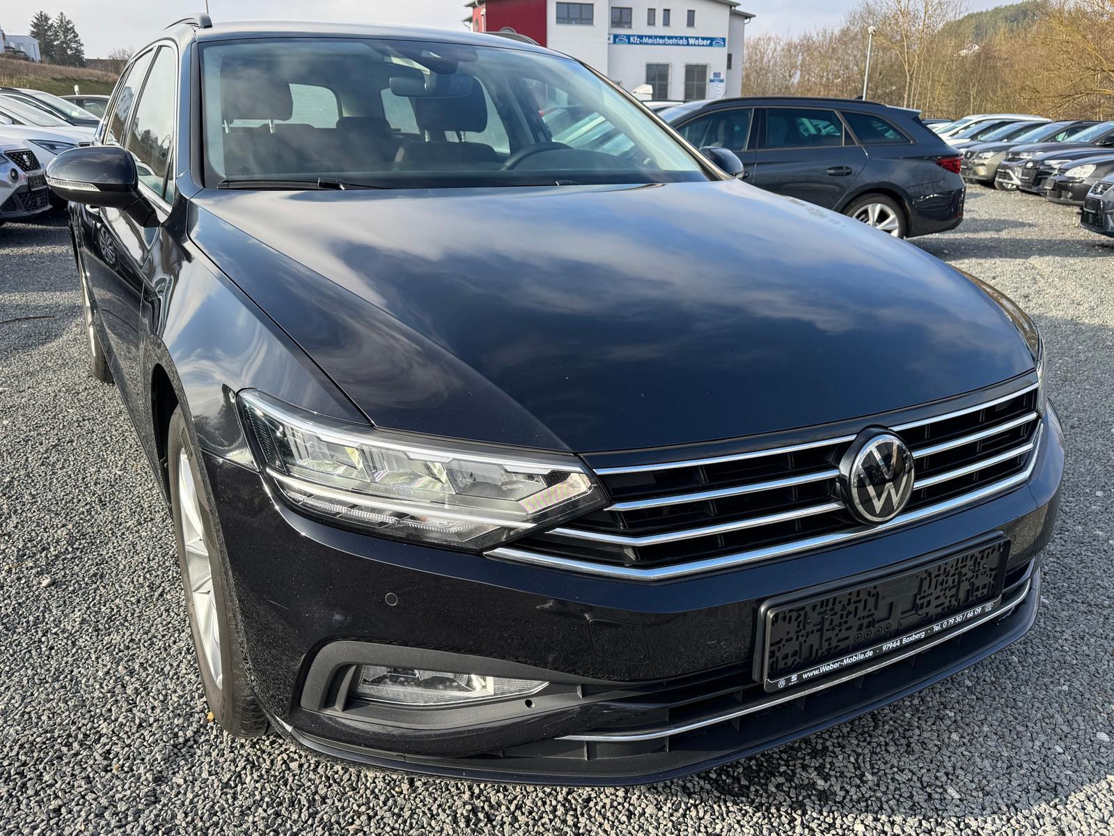 Volkswagen Passat Variant 1.5 TSI *BUSINESS*DSG*NAVI*SHZ*AC