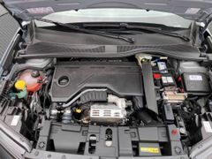 JEEP AVENGER Overland Allrad/4xe/el.Heckklappte/Navi/