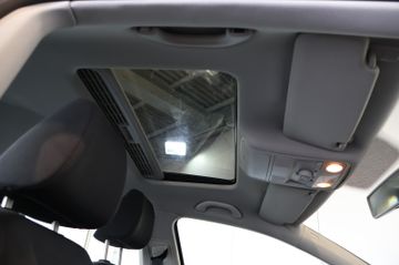 Volkswagen Golf VI 1.6 Automatik ALLWETTER+PDC+SCHIEBEDACH