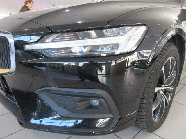 Fahrzeugabbildung Volvo V60 Momentum D3 NAVI/LED/LEDER/SHZ/LHZ/PDC+CAM