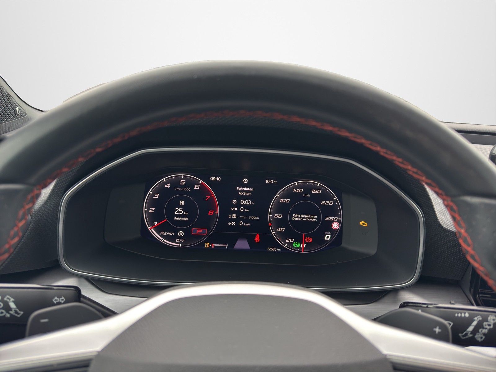 SEAT Leon FR 1.5 eTSI DSG / PANORAMA / NAVI / ACC / D - Image 12