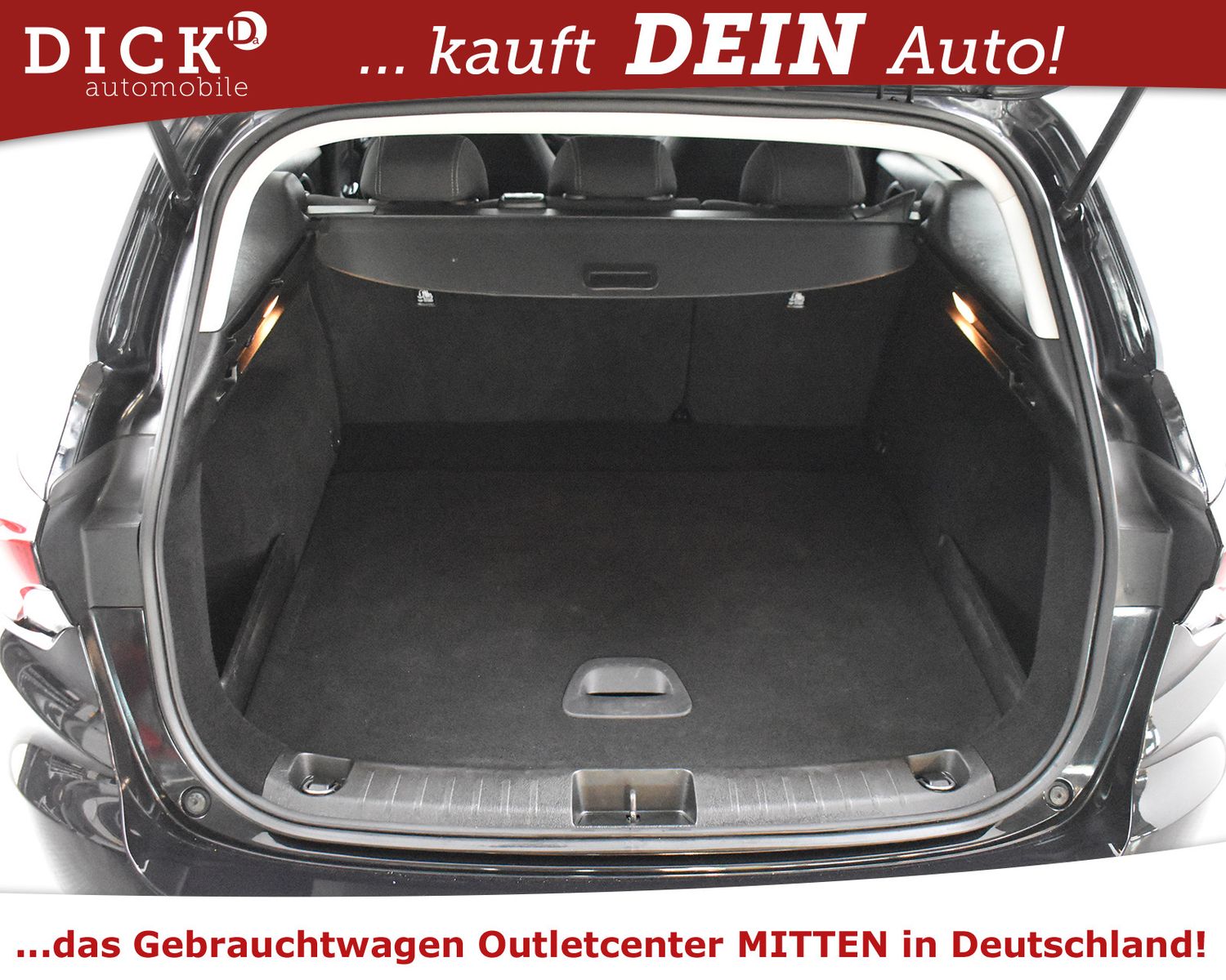 Fahrzeugabbildung Fiat Tipo 1.6 JTDM Busin >NAVI+SHZ+KAMERA+ACC+DAB+AHK