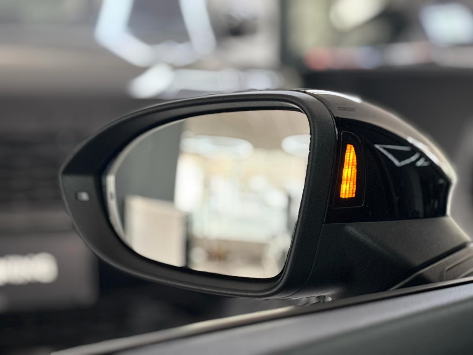 Volkswagen Golf VIII Lim. 1.5 eTSI 1.HAND GOAL NAVI DSG LED, миниатюра 17