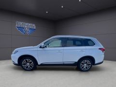 MITSUBISHI Outlander 4x4 KLIMA,NAVI,PDC,360CAM,SHZ,XENON,BT