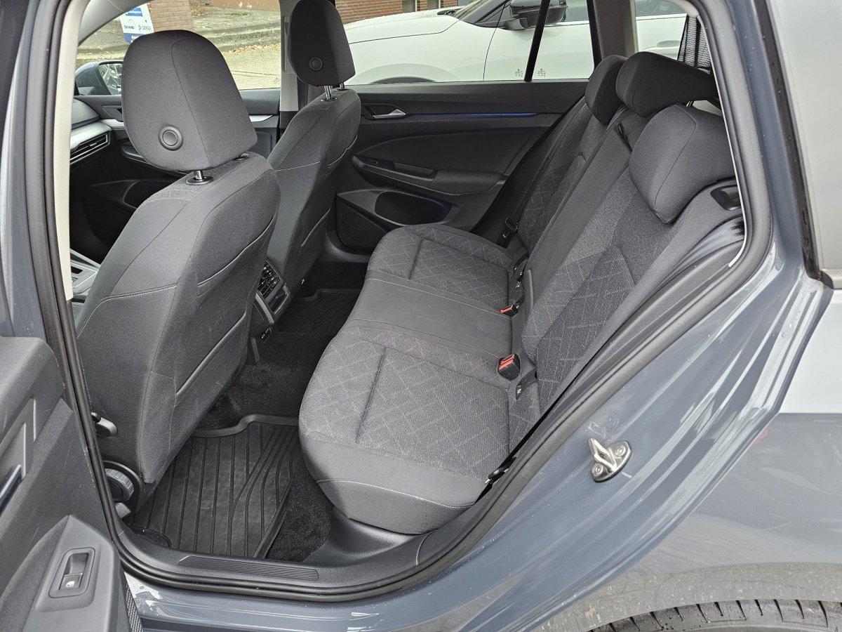 Volkswagen Golf VIII Variant 2.0 TDI Life Automatik AHK ACC, миниатюра 8