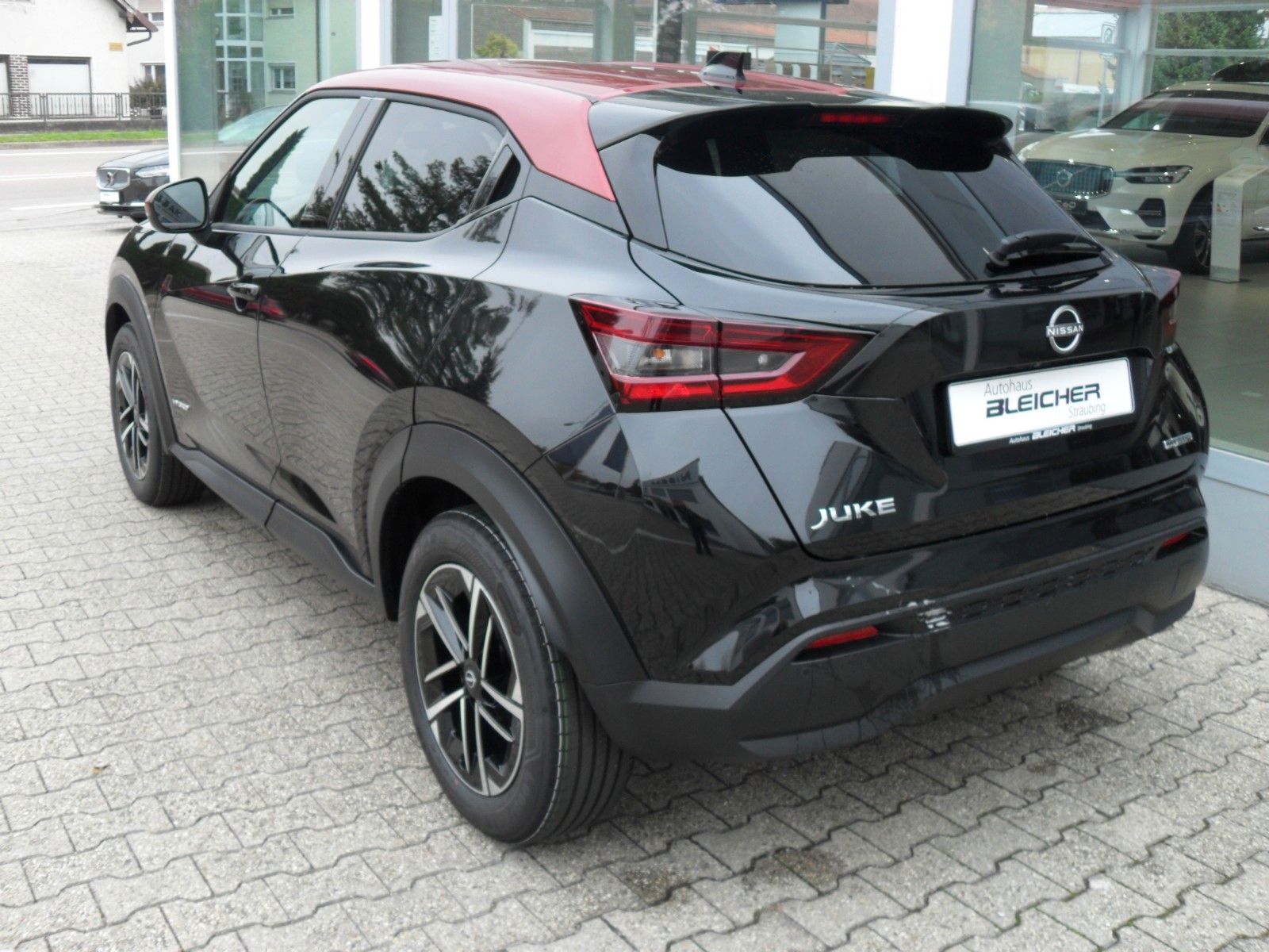 Fahrzeugabbildung Nissan Juke 1.6 Hybrid  N-Connecta