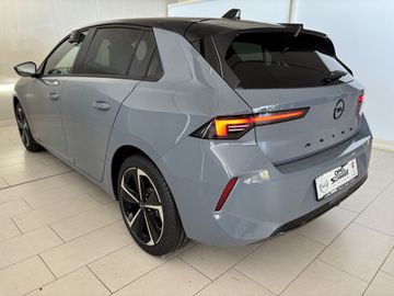 Fotografie 11 des Opel Astra 1.2 Turbo GS