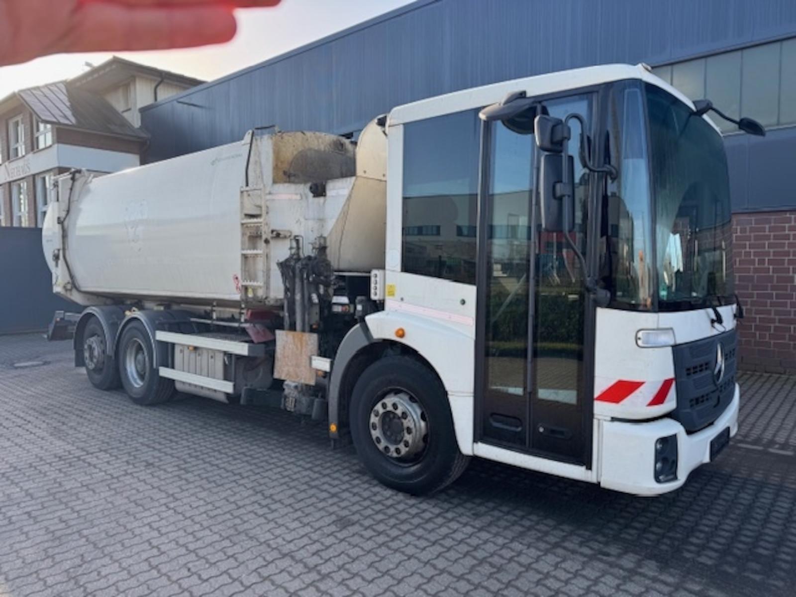 Mercedes-Benz 2630 Econic 6x2 Gesink Side Loader Euro6