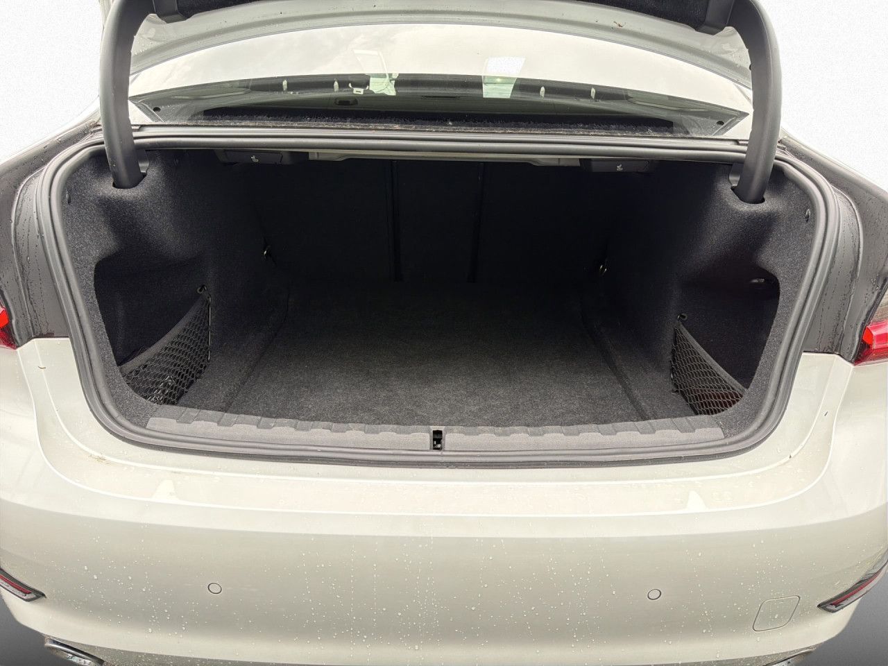 BMW 320d Limousine LivePro, GSD, H/K, SpoSi, SHZ,DAB foto 16