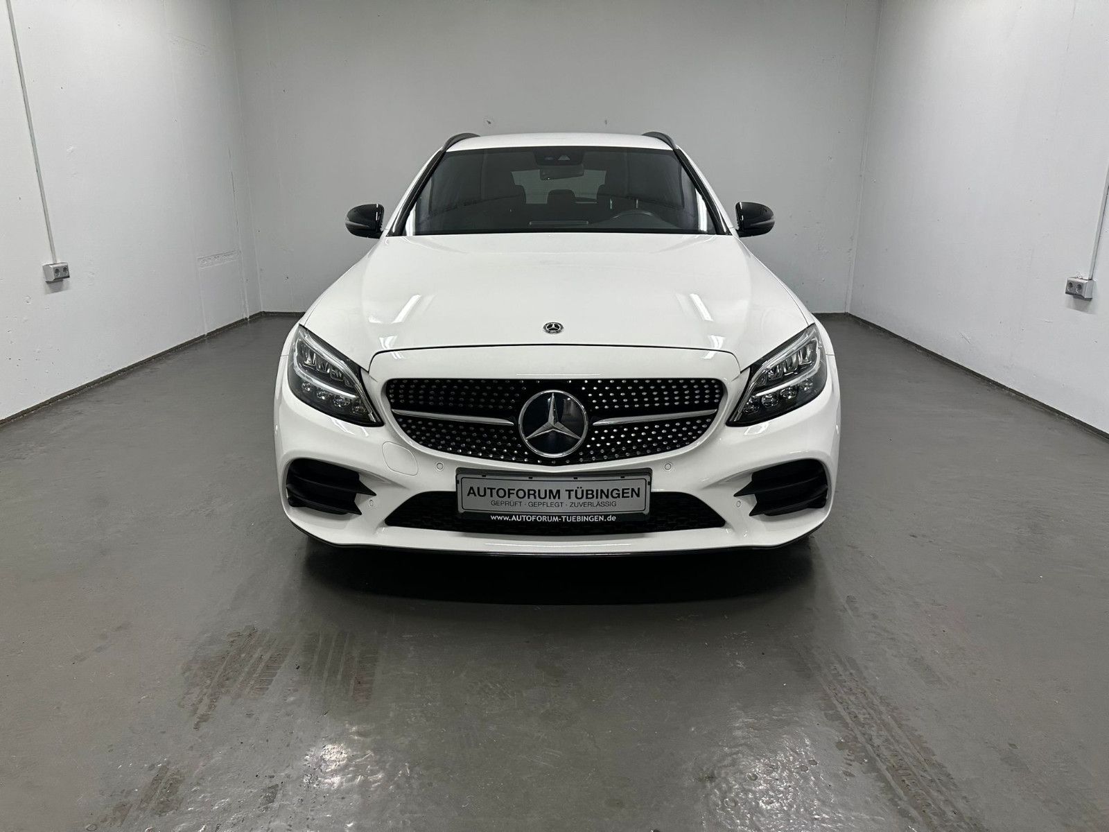 Fahrzeugabbildung Mercedes-Benz C 220 d 4MATIC T  *AMG-LINE*NIGHT*SDH*