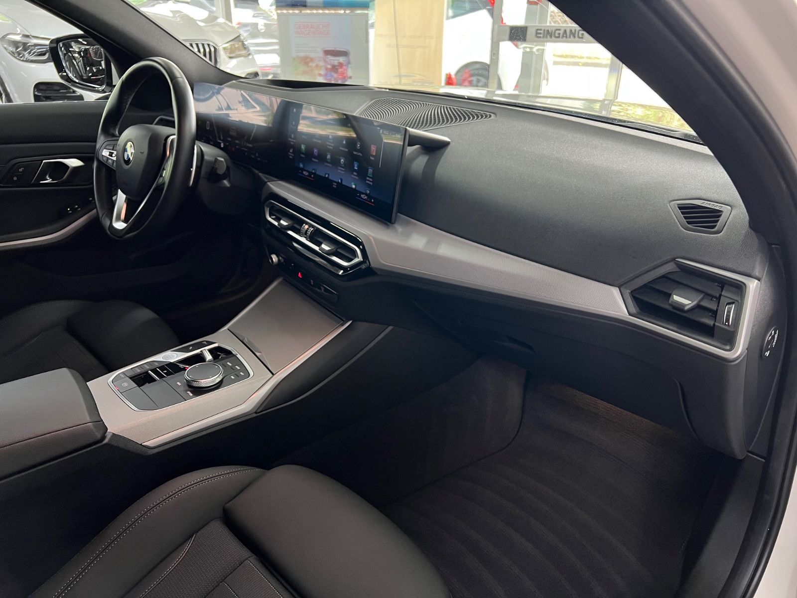 BMW 318 d Touring AHK+DA+ACC+HuD+KEYLESS+PARK ASSIST foto 18