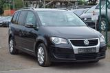 Volkswagen Touran Freestyle Automatik - gebrauchte VW Touran aus dem Jahr 2009